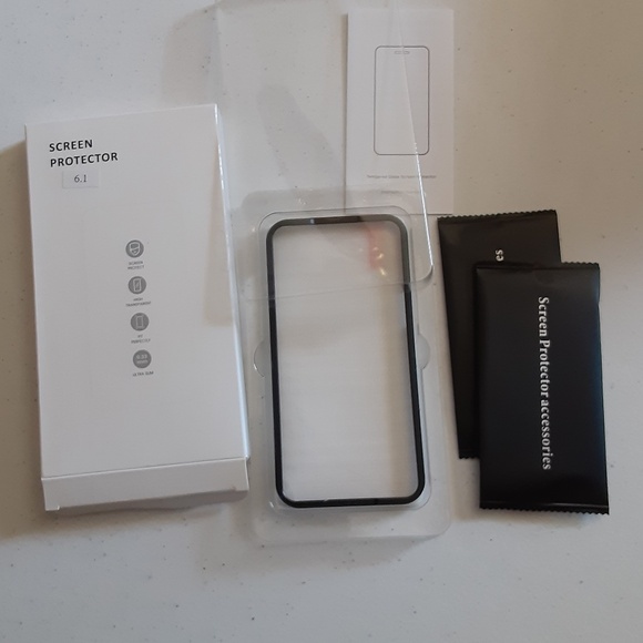 Truden iPhone Screen Protector 6.1 - Picture 1 of 3
